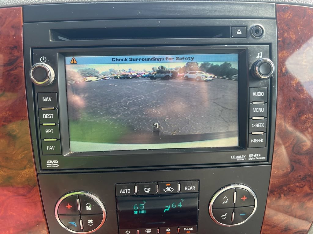Used 2011 Chevrolet Tahoe LTZ AWD/4WD image 16