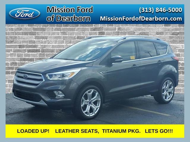 Used 2019 Ford Escape Titanium w/ U9j03 - Titanium Tow Package image 1