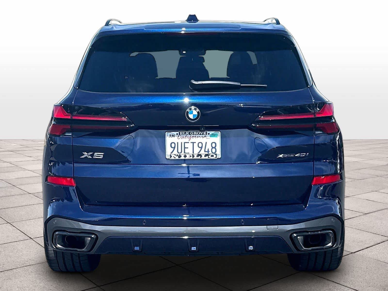 Used 2026 BMW X5 xDrive40i w/ M Sport Package AWD/4WD image 8