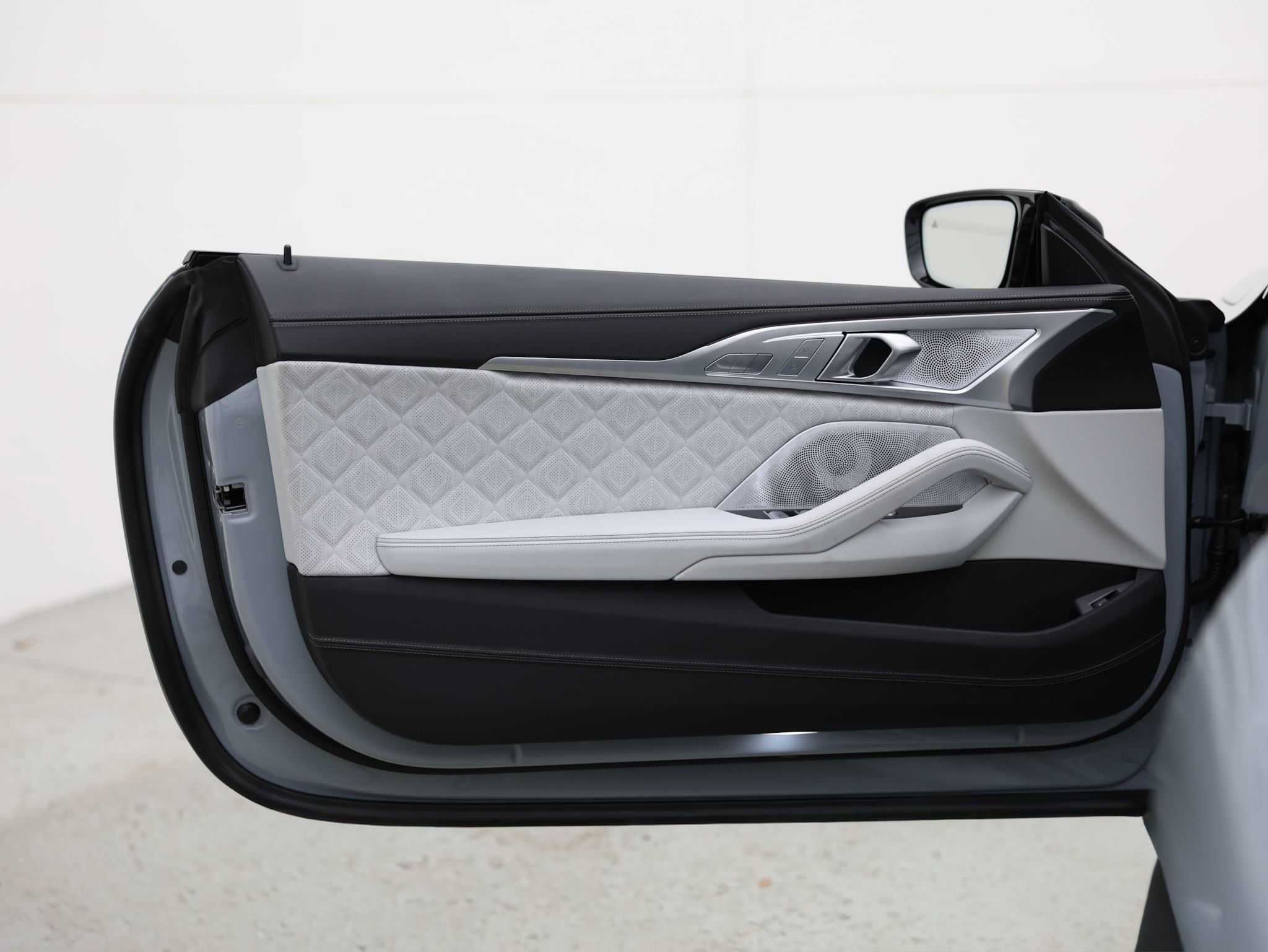 Used 2025 BMW M8 Competition w/ Driving Assistance Package image 40