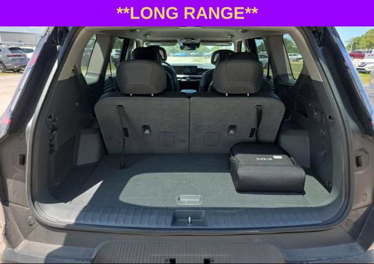 Used 2024 Kia EV9 Light Long Range RWD image 6