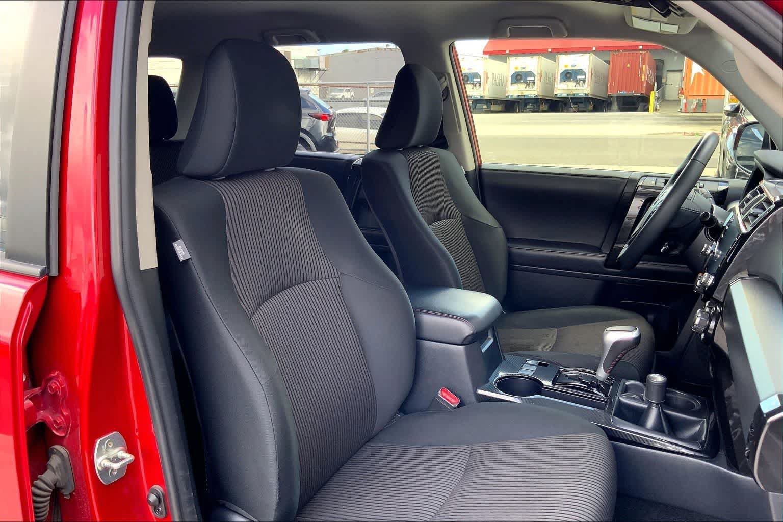 Used 2024 Toyota 4Runner TRD Off-Road AWD/4WD image 13