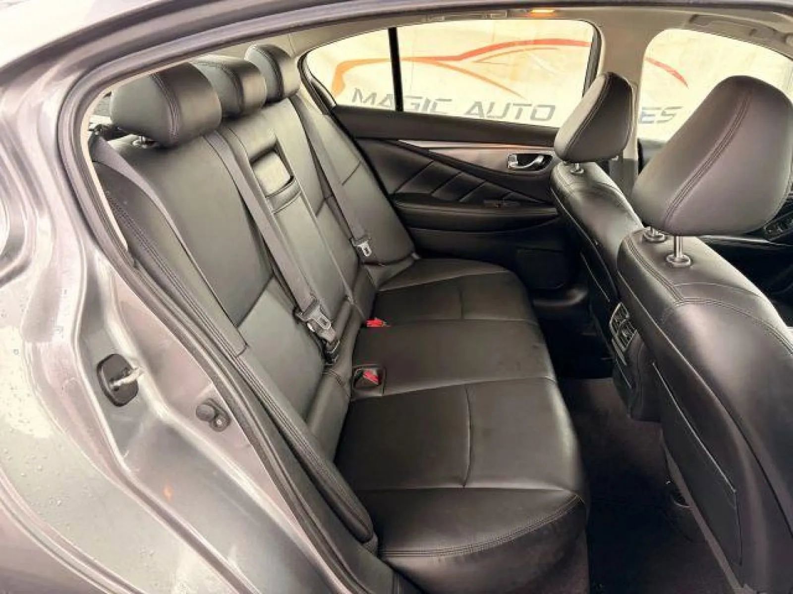 Used 2015 INFINITI Q50 Premium w/ Navigation Package image 23