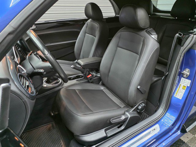 Used 2014 Volkswagen Beetle R-Line FWD image 15
