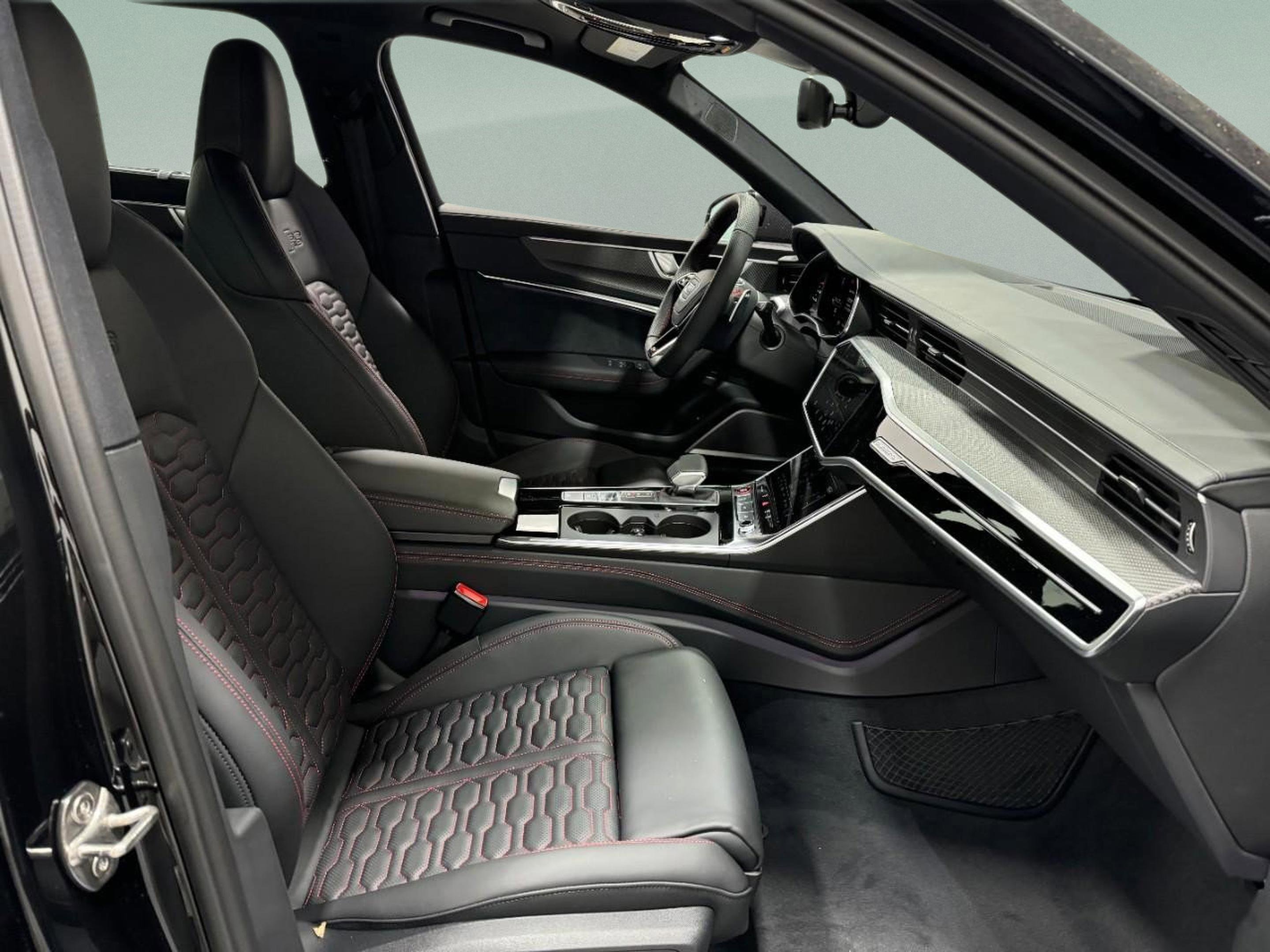 New 2026 Audi RS 6 performance image 18