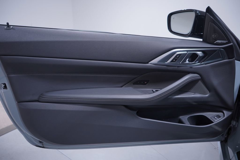 Used 2025 BMW 430i Coupe w/ M Sport Package image 15