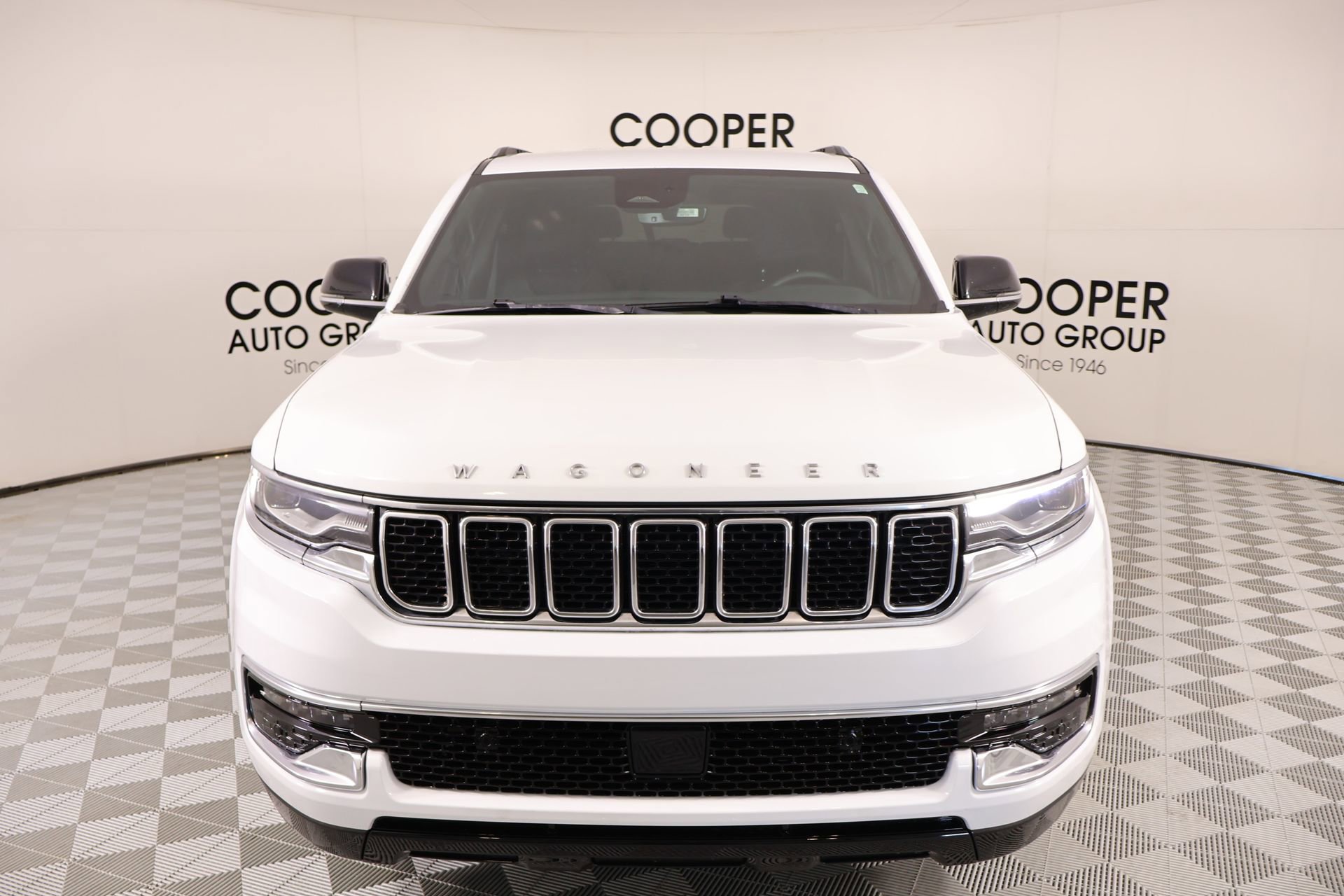 Used 2023 Jeep Wagoneer Series II image 10