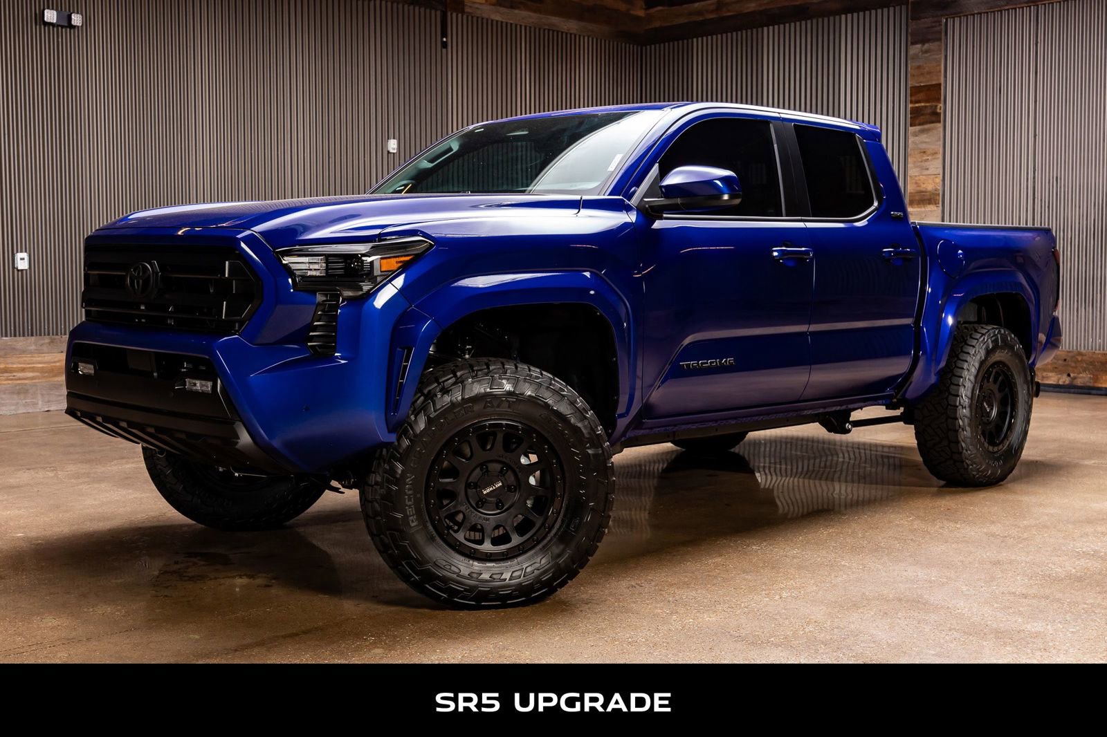 Used 2025 Toyota Tacoma SR5 image 5