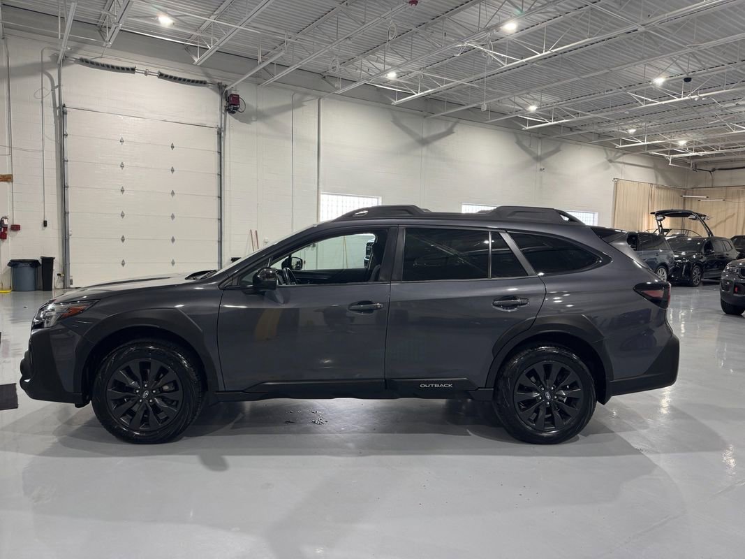 Used 2023 Subaru Outback Onyx Edition image 4