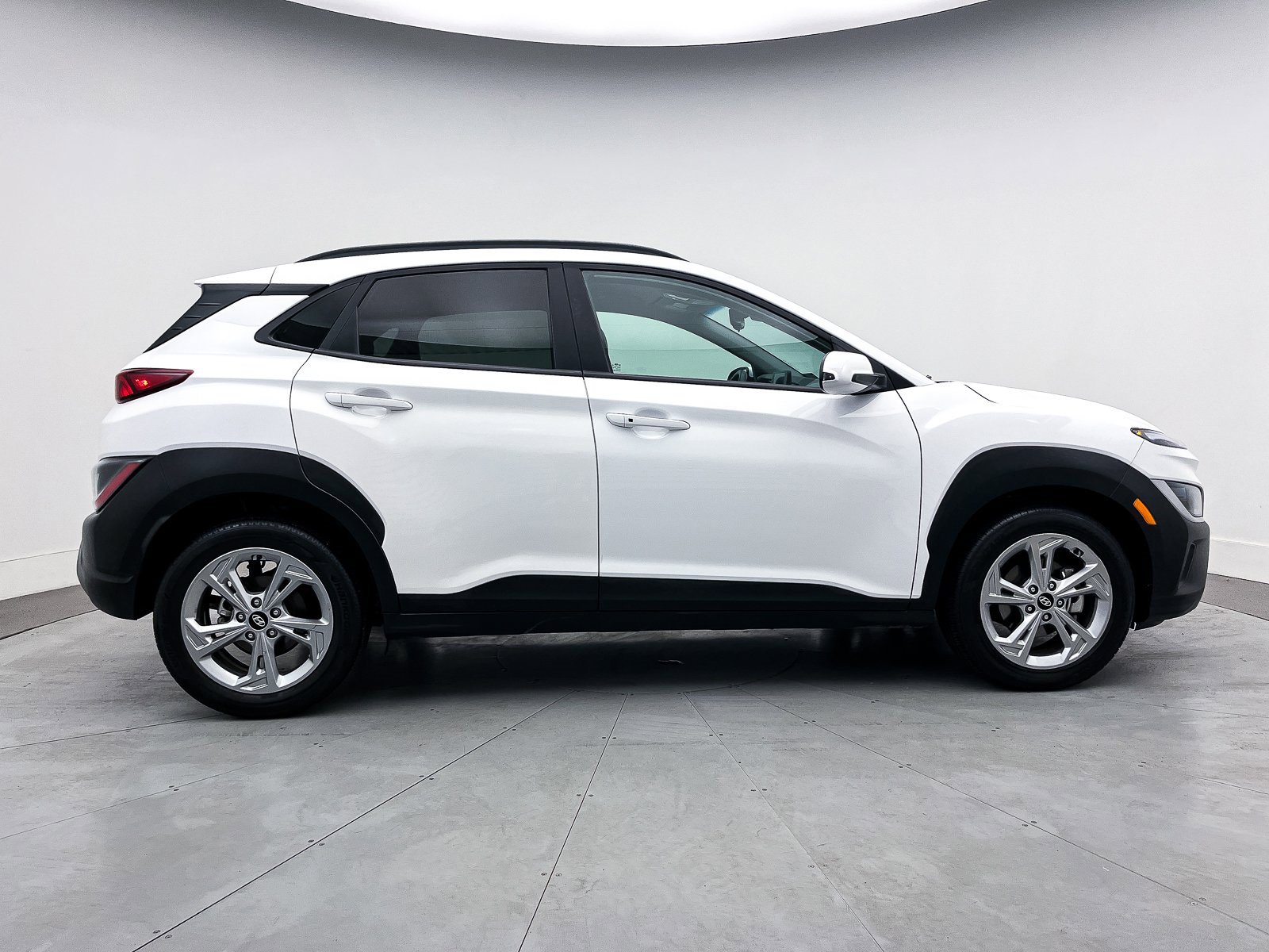 Used 2023 Hyundai Kona SEL image 37