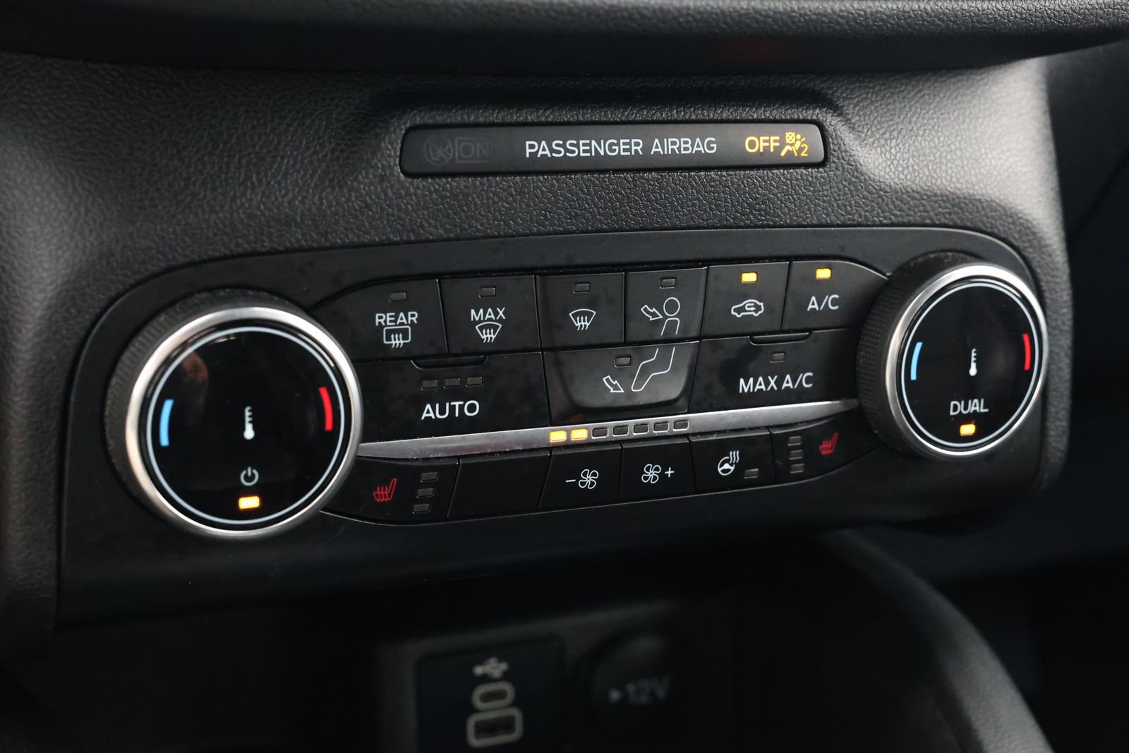 Used 2024 Ford Escape ST-Line AWD/4WD image 23