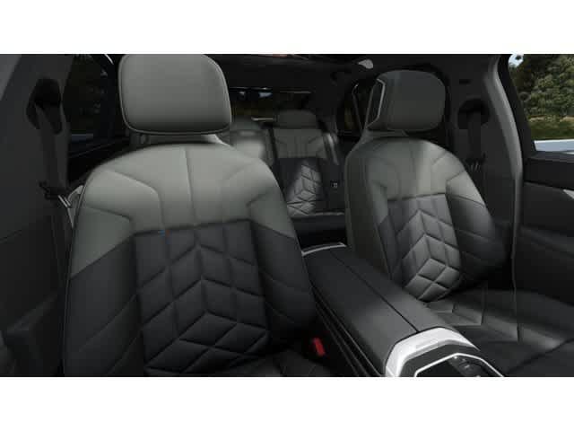 New 2026 BMW 760i xDrive w/ Executive Package AWD/4WD image 11