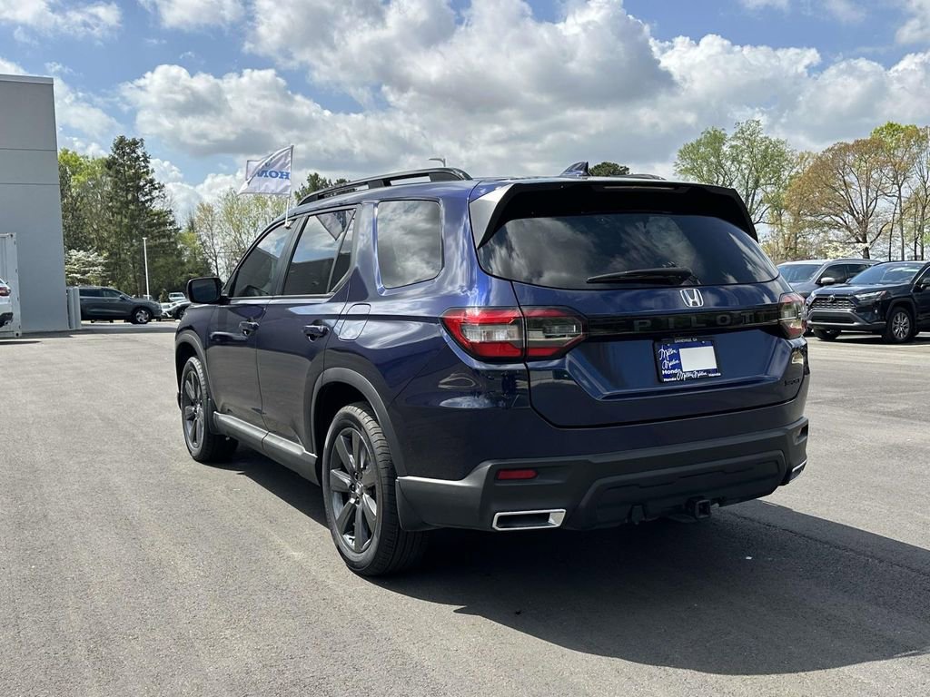Certified 2025 Honda Pilot Sport image 24
