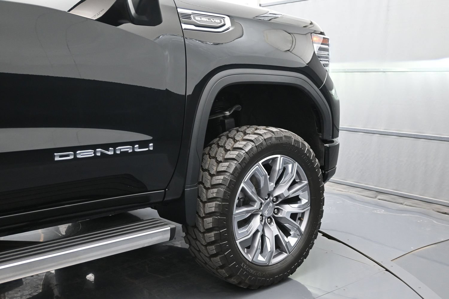 Used 2024 GMC Sierra 1500 Denali w/ Denali Reserve Package AWD/4WD image 49