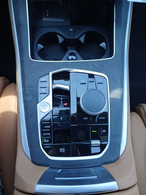 New 2026 BMW X5 xDrive50e image 23