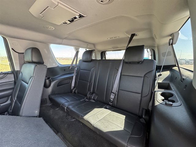 Used 2016 Chevrolet Suburban LT image 14