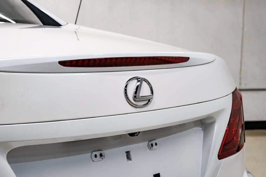 Used 2013 Lexus IS 250C w/ Luxury Pkg RWD image 59