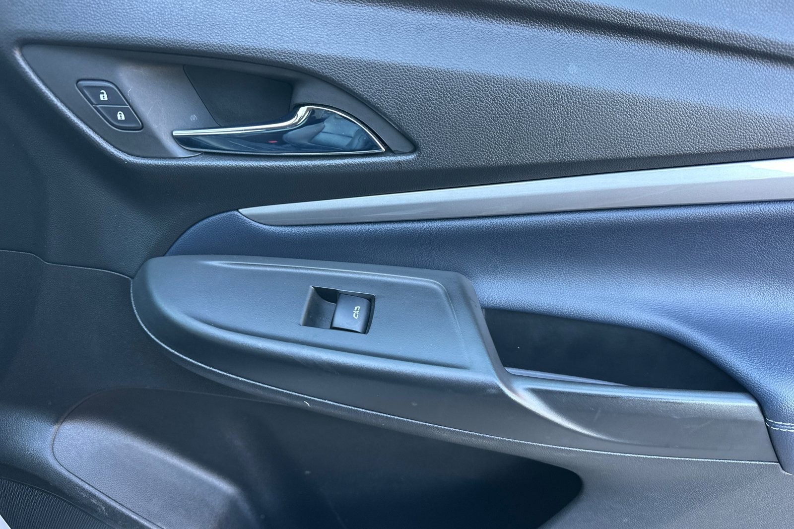 Used 2022 Chevrolet Bolt EUV Premier w/ Super Cruise Package image 20