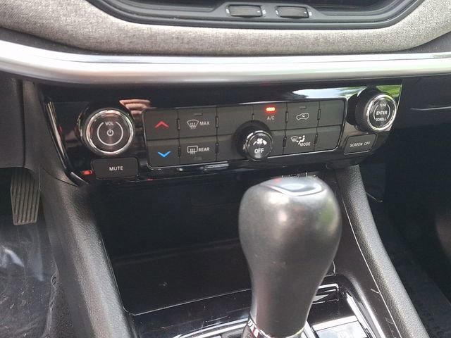 Used 2024 Jeep Compass Latitude AWD/4WD image 15