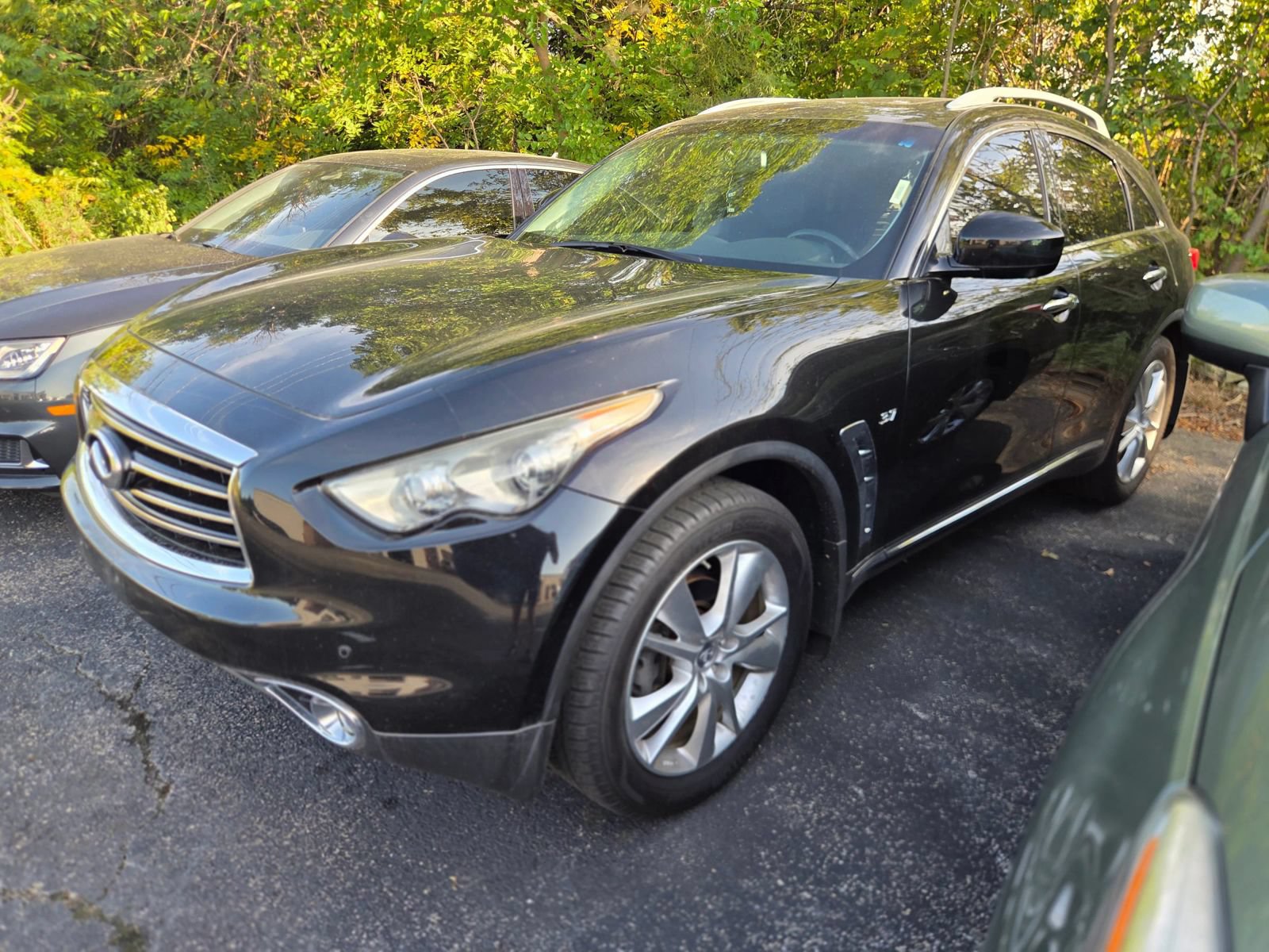 Used 2014 INFINITI QX70 AWD w/ Premium Package