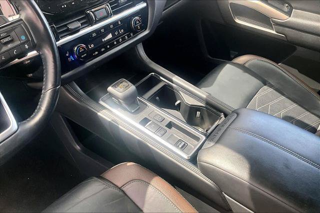 Certified 2023 Nissan Pathfinder Platinum FWD image 17