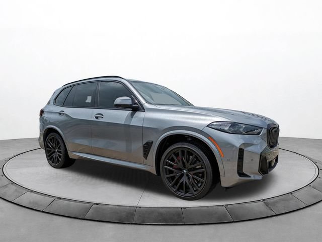 Used 2024 BMW X5 sDrive40i w/ M Sport Package RWD image 2