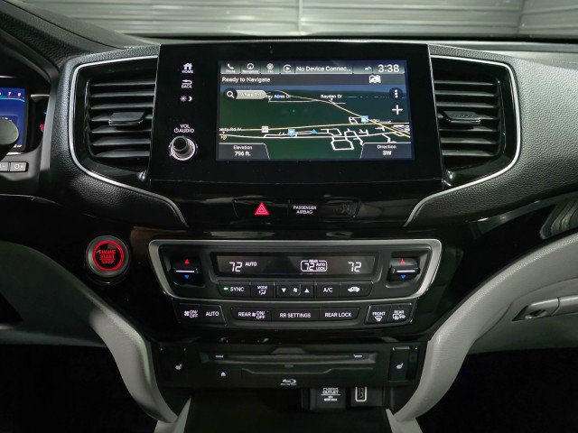 Used 2021 Honda Pilot Touring image 28