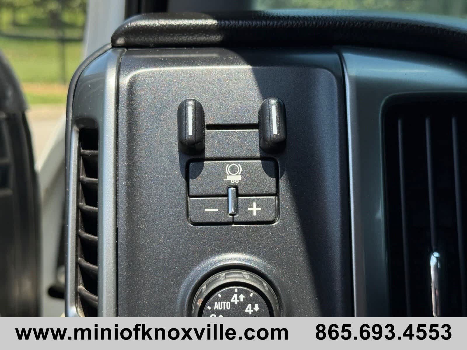 Used 2016 Chevrolet Silverado 1500 LT w/ All Star Edition AWD/4WD image 32