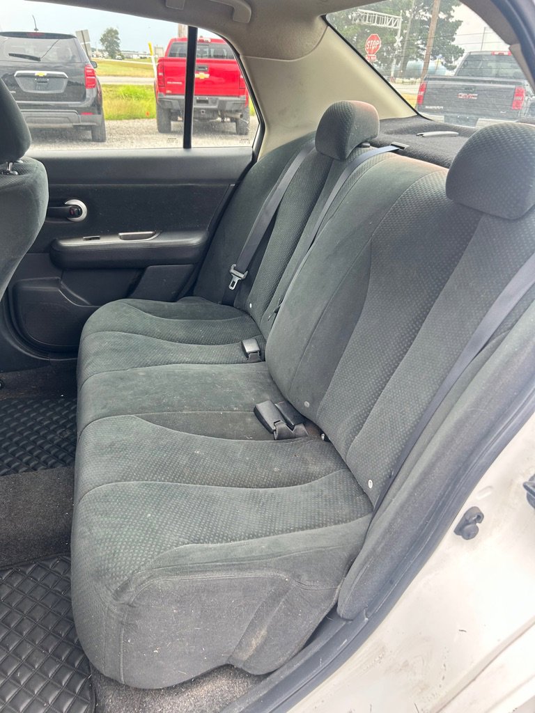 Used 2011 Nissan Versa 1.8 S w/ PWR Plus Pkg image 8