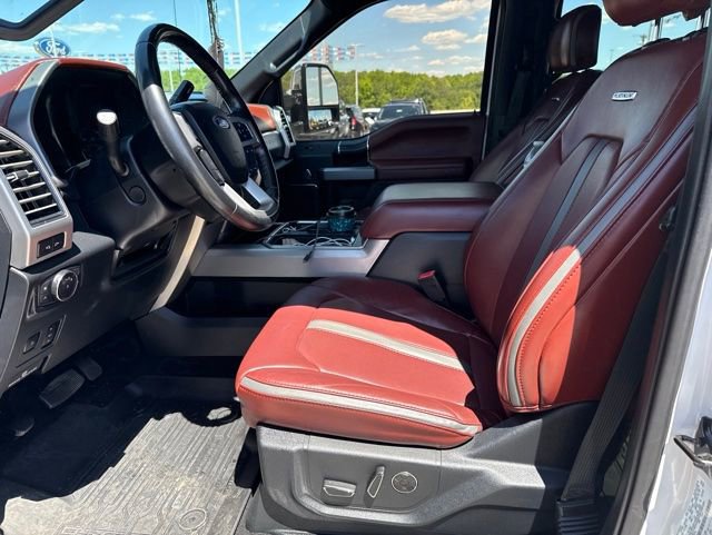 Used 2019 Ford F350 Platinum w/ Platinum Ultimate Package AWD/4WD image 9
