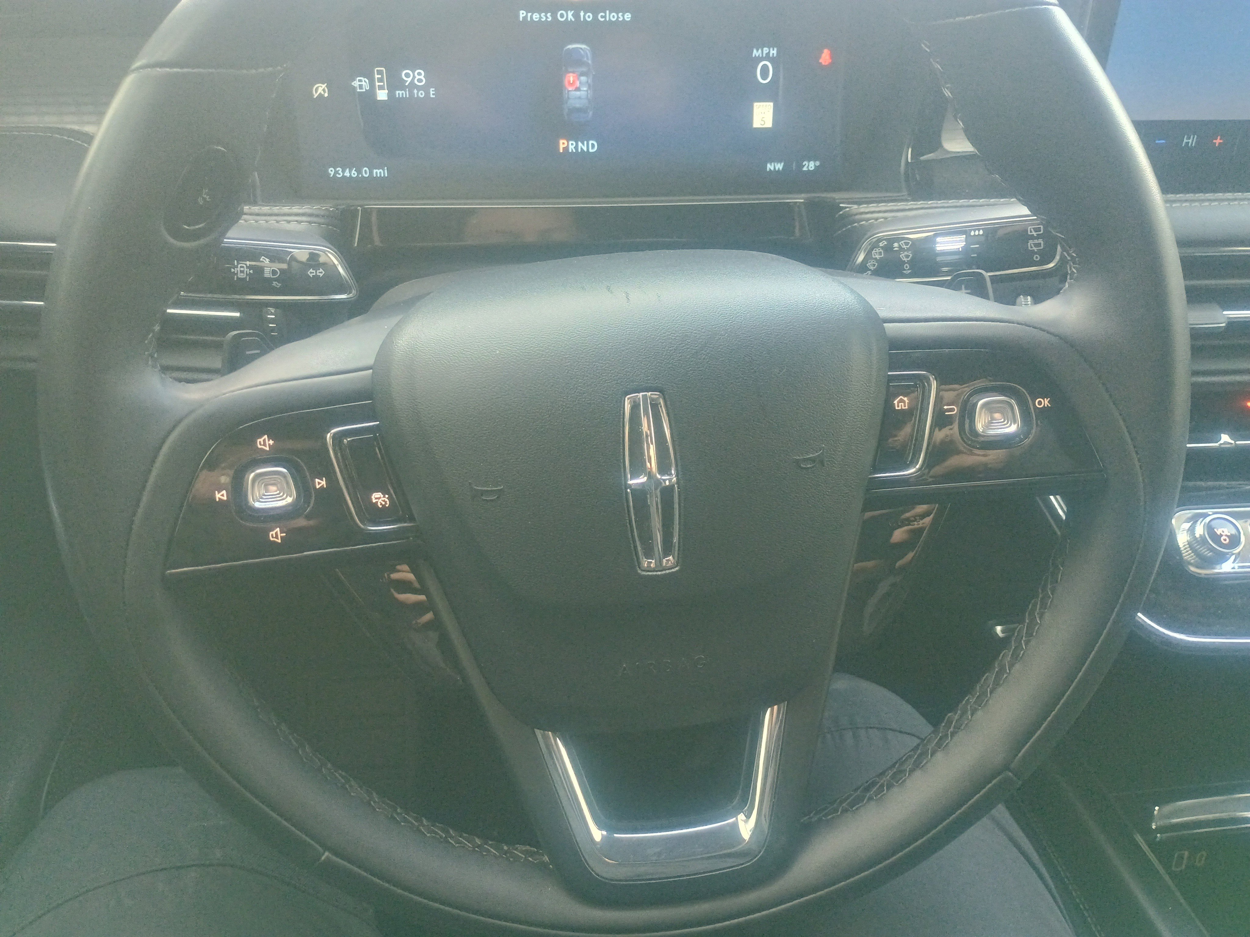 Used 2025 Lincoln Corsair AWD image 21