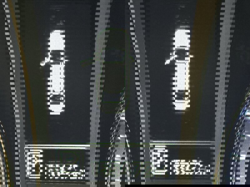 Used 2013 Hyundai Azera GLS w/ Technology Pkg image 5