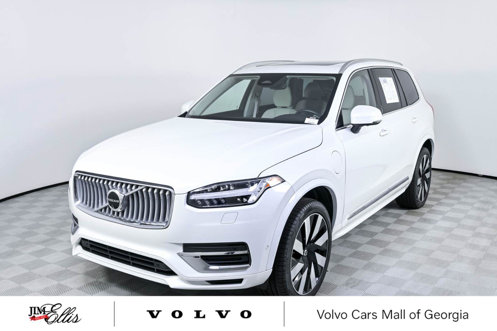 Used 2024 Volvo XC90 T8 Plus w/ Protection Package Premier