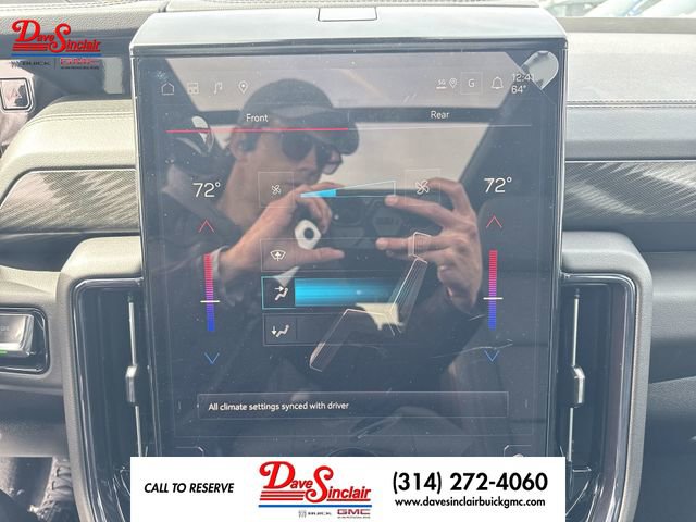 New 2026 GMC Yukon XL AT4 w/ AT4 Premium Plus Package AWD/4WD image 19
