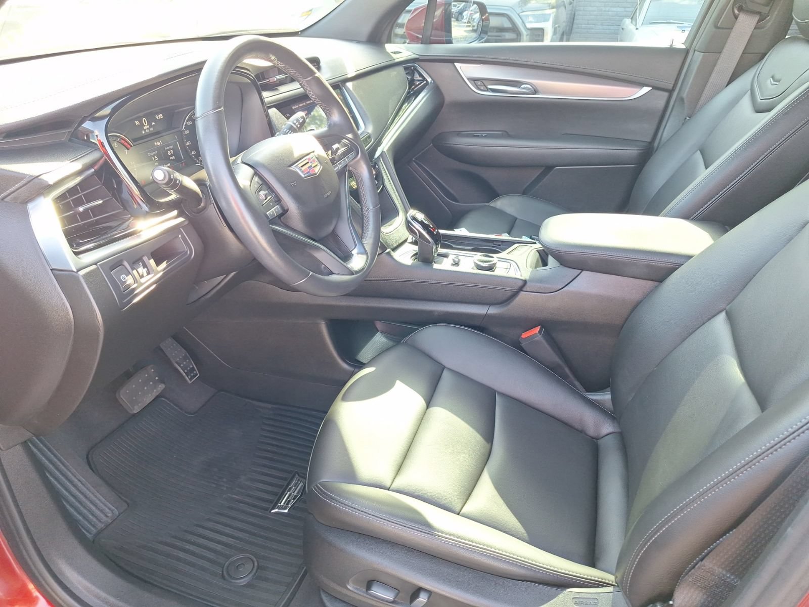 Used 2024 Cadillac XT6 Luxury FWD image 15