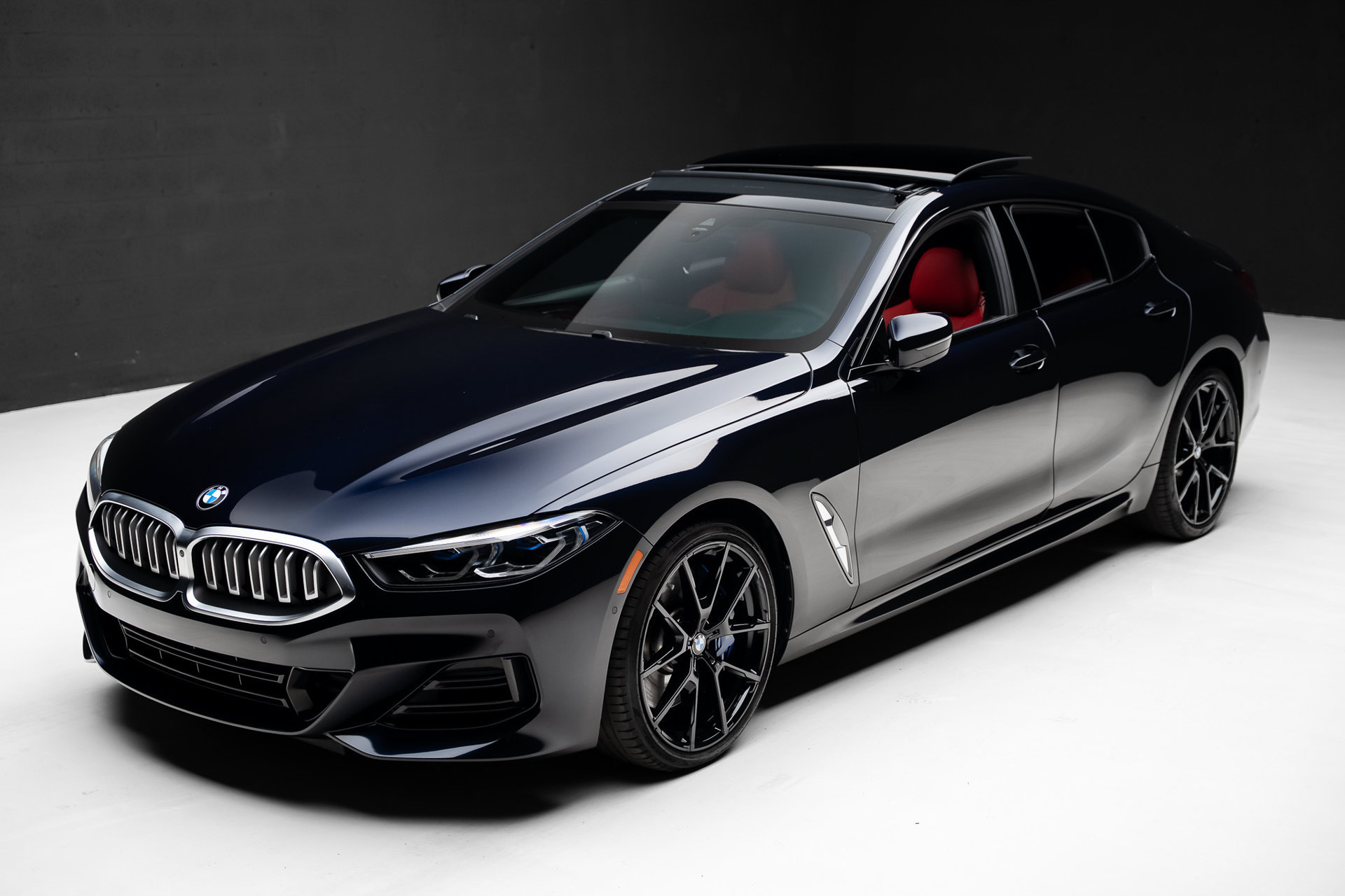 Used 2025 BMW 840i w/ Driving Assistance Package RWD image 5