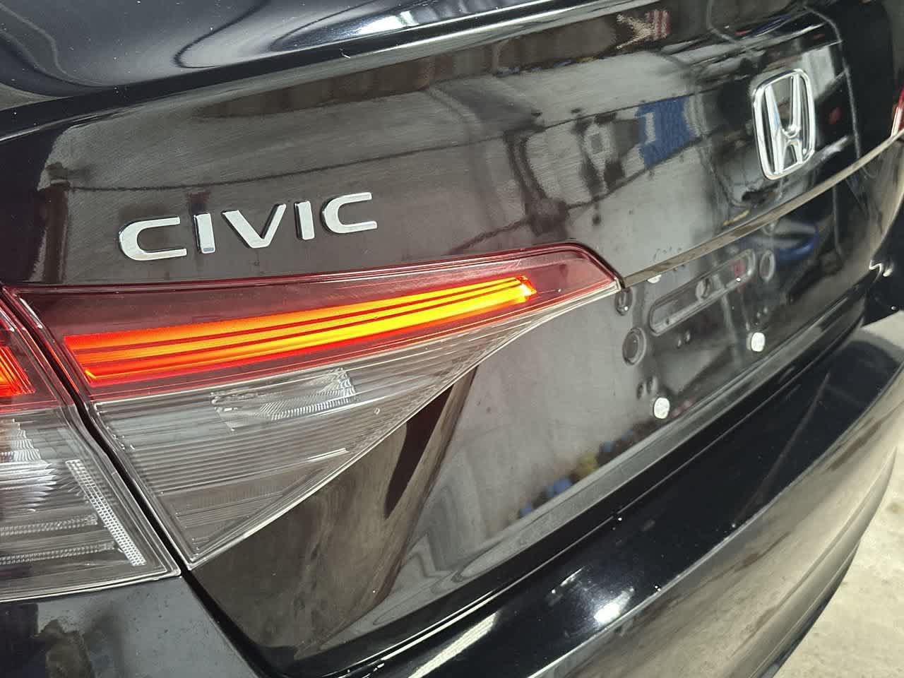 Used 2025 Honda Civic LX image 11