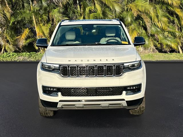 Used 2024 Jeep Wagoneer L Series II w/ Convenience Group I image 2