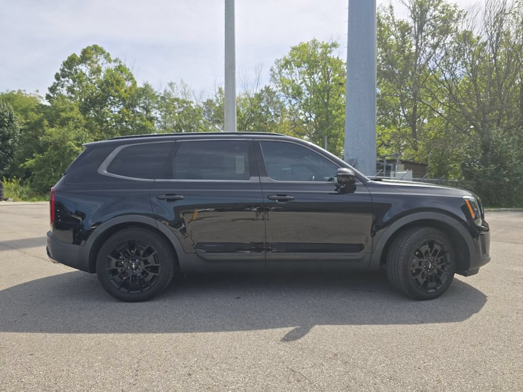 Used 2022 Kia Telluride SX w/ Nightfall Edition Package AWD/4WD image 17