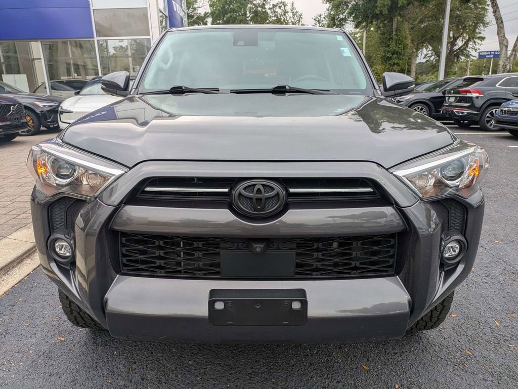Used 2023 Toyota 4Runner SR5 Premium w/ Moonroof Package RWD image 9