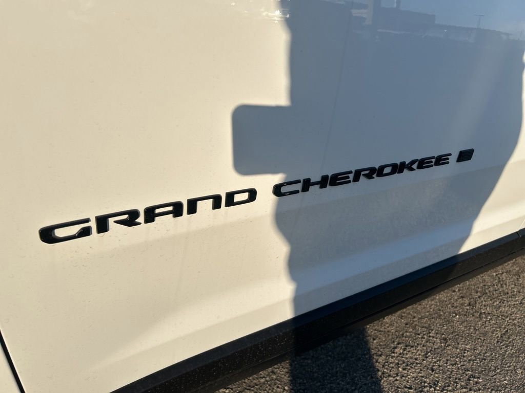 New 2026 Jeep Grand Cherokee Limited w/ Limited Altitude Package image 20