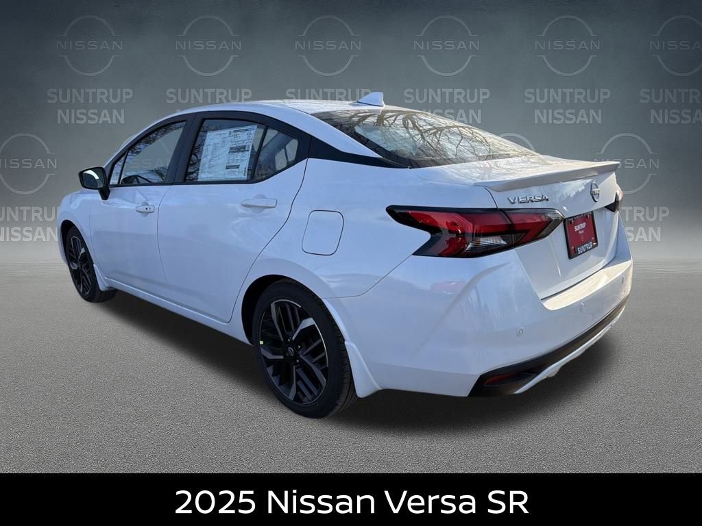 New 2025 Nissan Versa SR w/ Trunk Package image 4