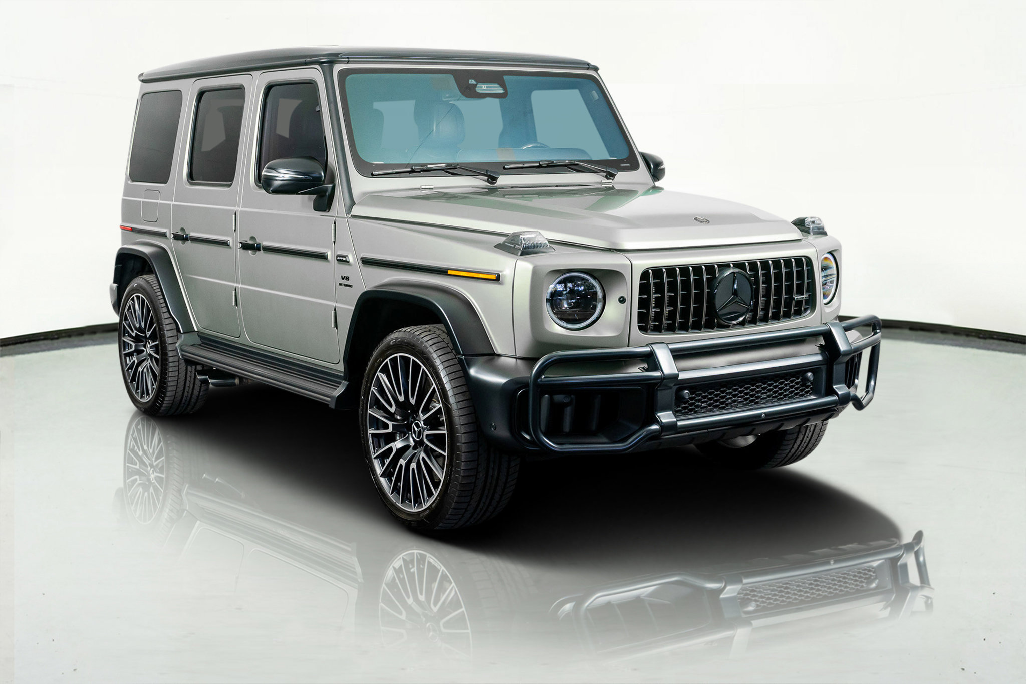 Used 2025 Mercedes-Benz G 63 AMG 4MATIC w/ Night Package Magno image 4