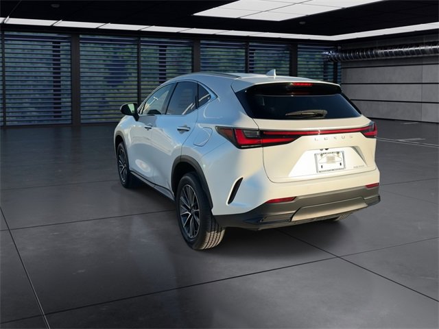 Certified 2023 Lexus NX 250 FWD w/ Premium Package image 6