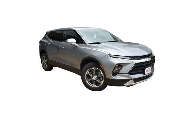 New 2026 Chevrolet Blazer LT w/ LPO, Floor Liner Package FWD image 2