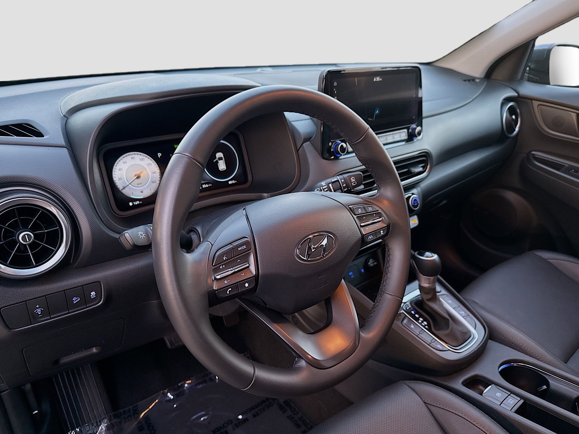 Used 2023 Hyundai Kona Limited w/ Cargo Package image 7