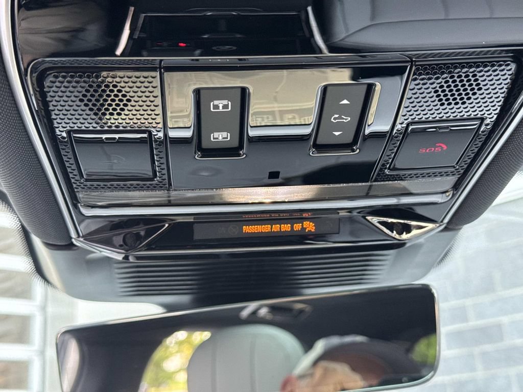 New 2026 Land Rover Range Rover Sport Dynamic SE AWD/4WD image 24