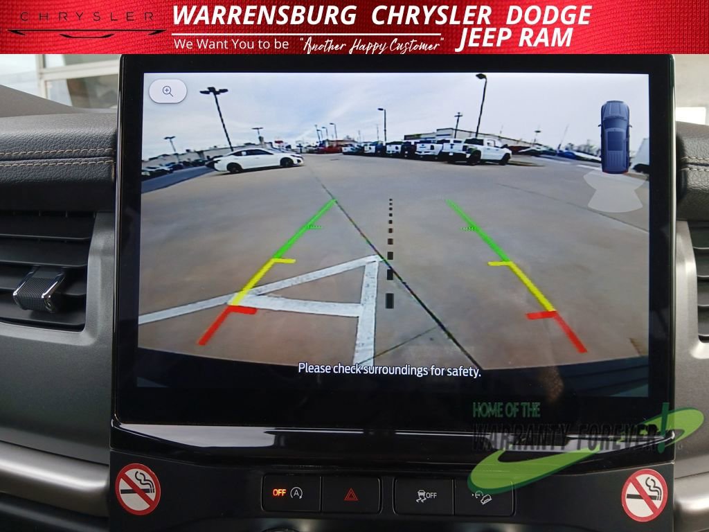 Used 2024 Ford Expedition XLT image 23