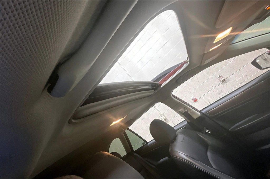 Used 2017 Subaru Outback 2.5i Limited image 27