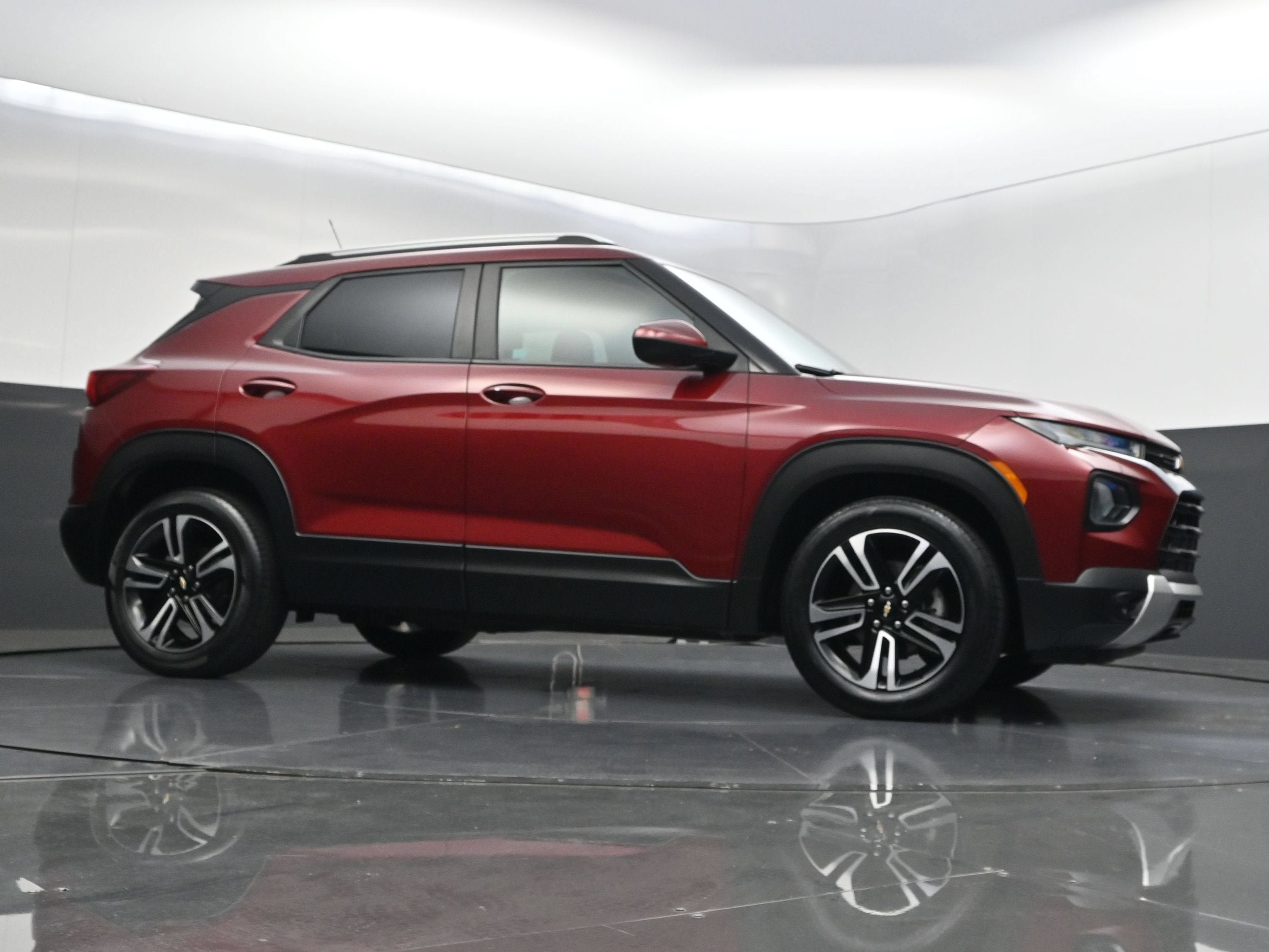 Certified 2023 Chevrolet TrailBlazer LT FWD image 43